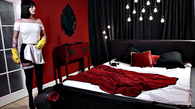 Lesbian MILF licking BFF