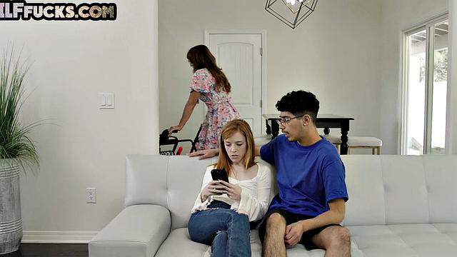 зрелая бабушка сосёт и получает крепкий трах