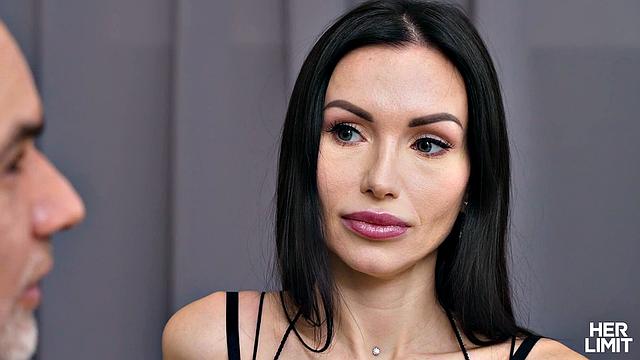 Sasha Rose's ass begs for a big dick