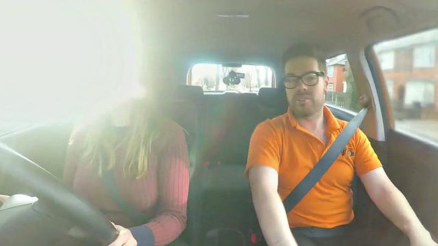 Curvy babe sucks off and rides driving instructor in car