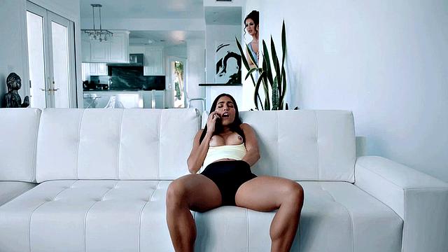 Dripping wet babes rubbing each other's pussy