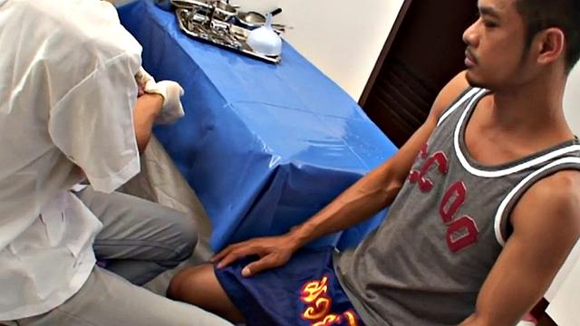 Sportive Asian twink fucked by doctor after check