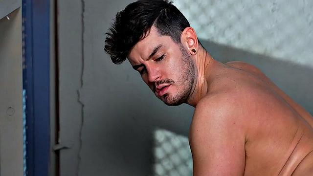 Gay prisoner fists BF's asshole after cocksucking