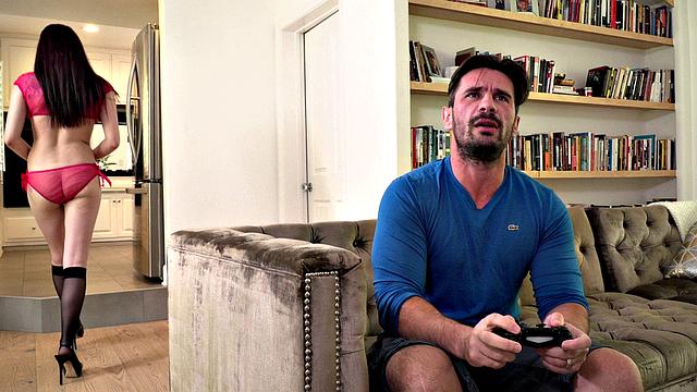 Bobbi Dylan's Manuel Ferrara Ripe