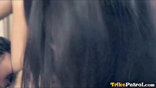 Jehhan & Mika - 4-min clip