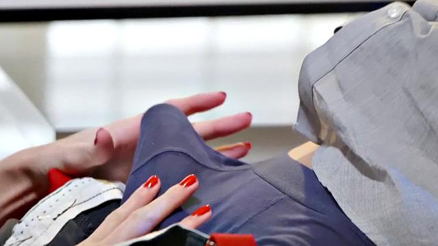 Secretary 21yo fucked by nice dick in wet pussy