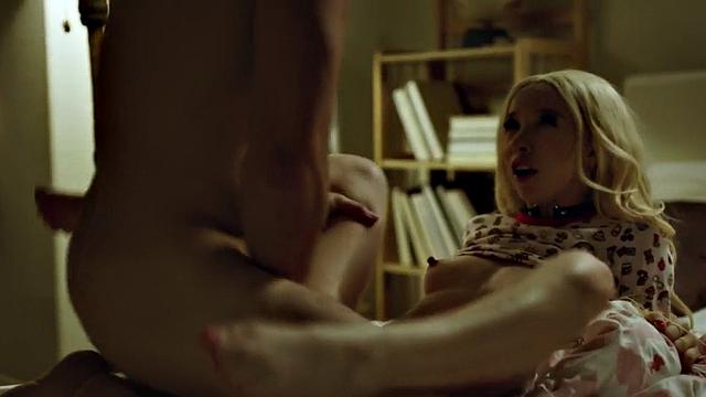 Татуированная сводная сестра скачет на члене и кайфует от жёсткого траха