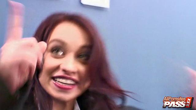 Olga Cabaeva slits it out during interview 4K