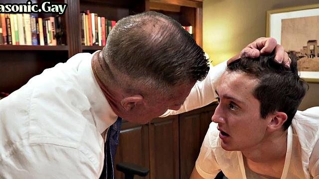 Suited mason fucks twink in office after cocksucking