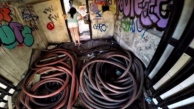 Leigh Rose Loves Money & Men