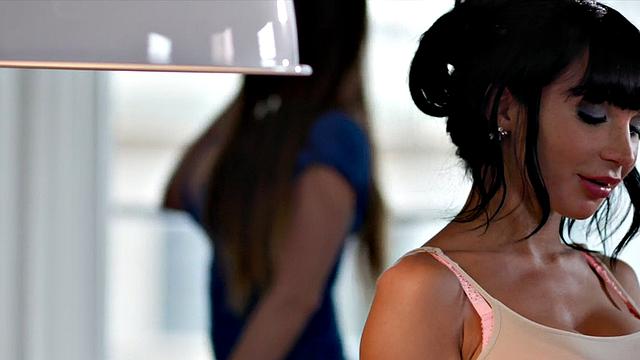 Busty anal babe gets fucked by BBC amateur banging