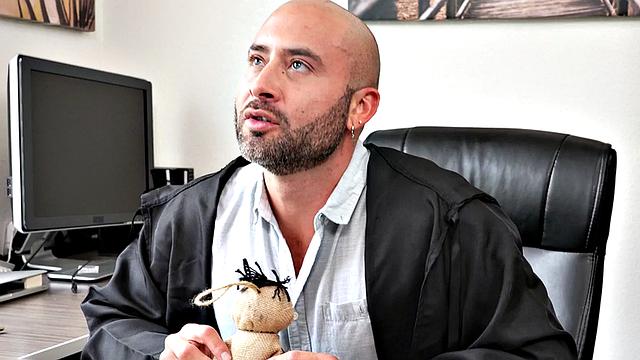 Mesmerized jock sucks and gets rimmed in office