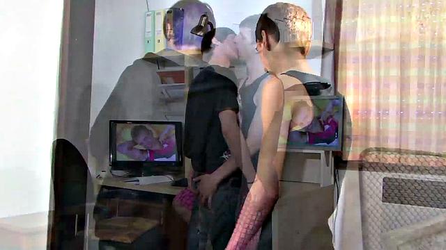 Marek Sika and Todd Rexx Hooking