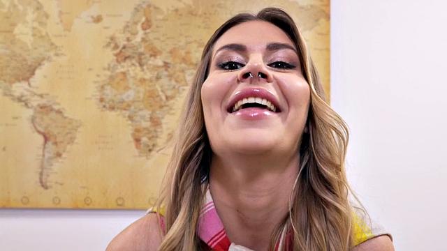 Seducing hostel babe fucked wildly after blowing dick