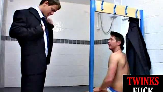 Athletic guy gives slim cocksucker a rough bareback in the bathroom