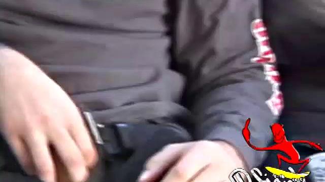 Джонни и Нэйт делают друг другу минет и кончают друг на друга