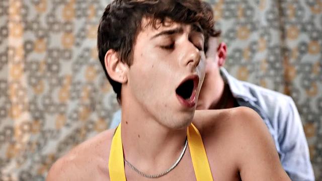 Str8 fooled gay drilled from behind in tight hole