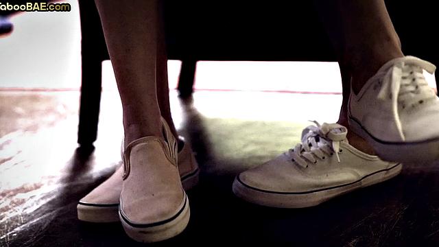 Stunning babes got their pounded in hot 3some