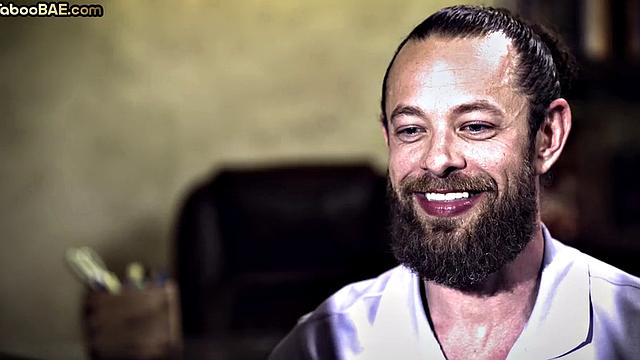 Stunning babes got their pounded in hot 3some