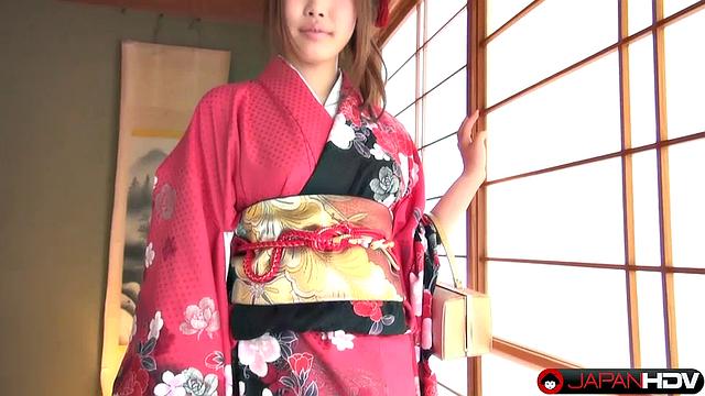 Introducing Yui Shiina on Japan HDV