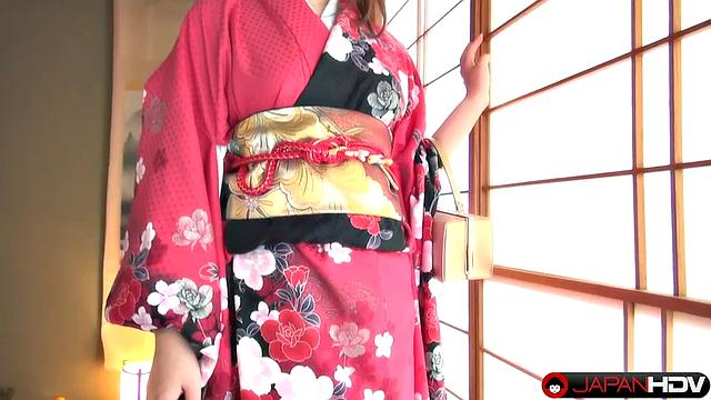 Introducing Yui Shiina on Japan HDV