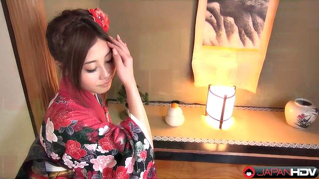 Introducing Yui Shiina on Japan HDV