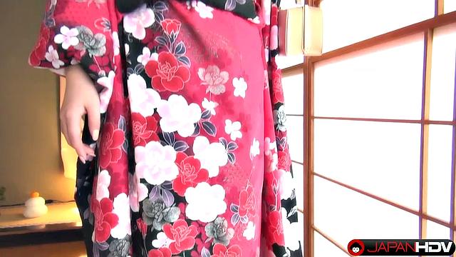 Introducing Yui Shiina on Japan HDV