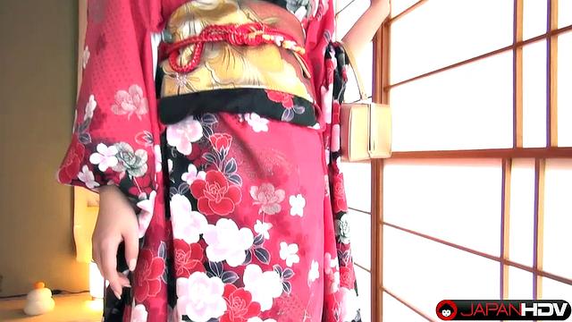 Introducing Yui Shiina on Japan HDV