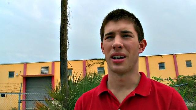 Black amateur picked up and fucked outdoors by white