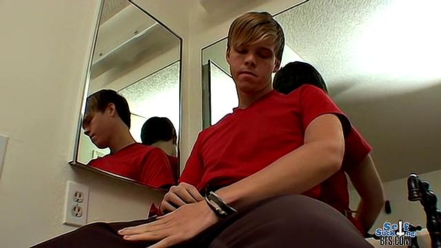 The Perfect Self Cum Shot - Colby Bonds Solo Fun