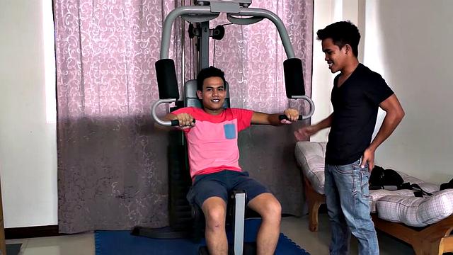 Warren Hog Tied And Tickled