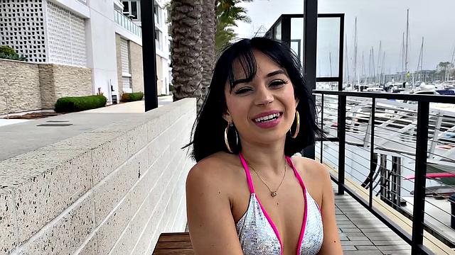 Aria Returns for Cum Filling