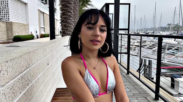 Aria Returns for Cum Filling