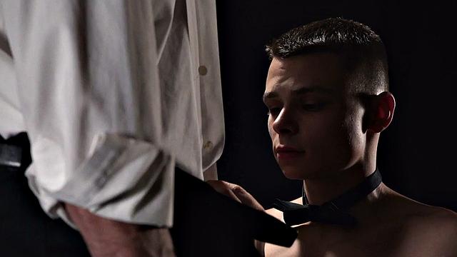 Submissive petite twink barebacked by massive DILF