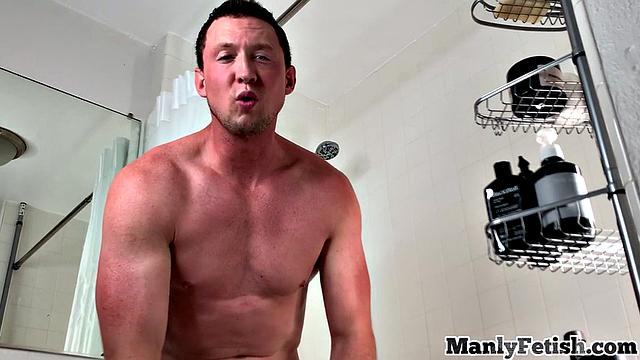 Real amateur straight in the shower wanking