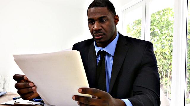 Уволили с работы - трахаю горничную на всю катушку