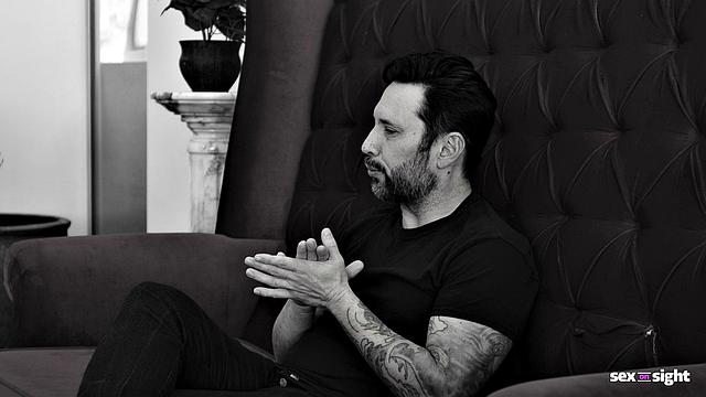 Шанталь не ожидала такого сюрприза - лицо всё выдало