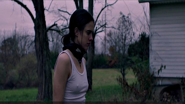 Margaret Qualley frontal nudity