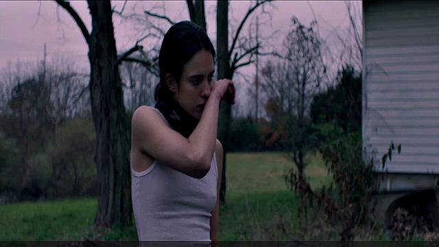 Margaret Qualley frontal nudity