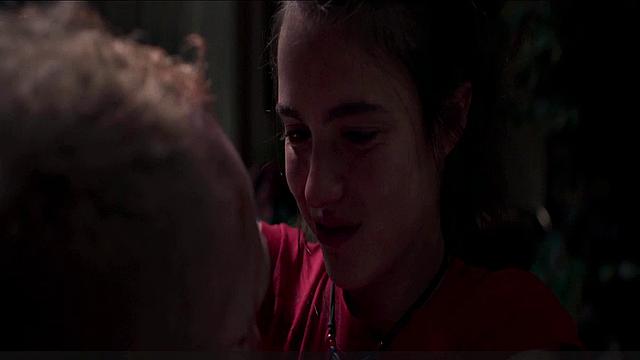 Margaret Qualley frontal nudity