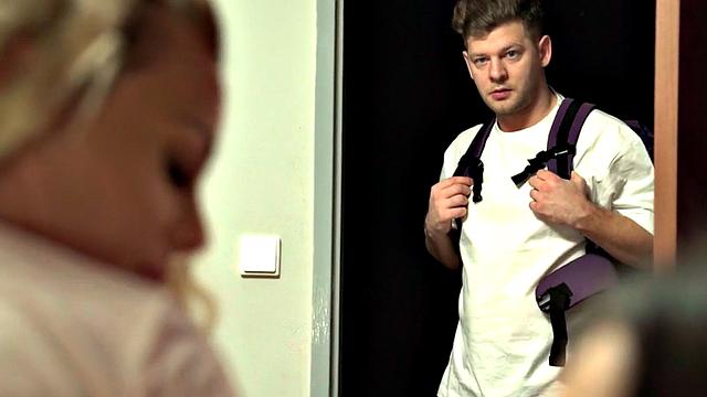 Nasty girls want to hardcore in threesome