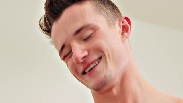 Juicy Jock Fucks His Tattooed BF Hard