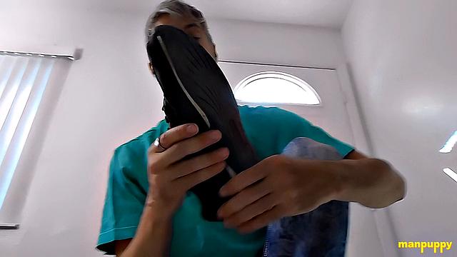 Smell My Worn Shoes - DADDY GIANT 42 - Richard Lennox
