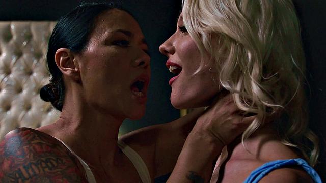 GIRLSWAY - Submissive Kenna James Is Turned On Getting Dominated By MILF Dana Vespoli