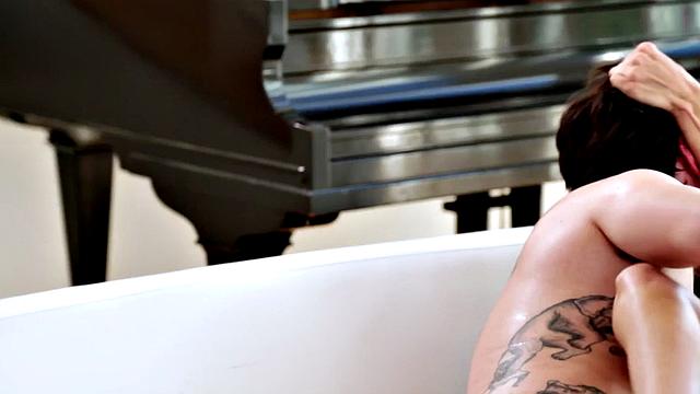 Deepthroating busty MILF gets roughly drilled in both holes