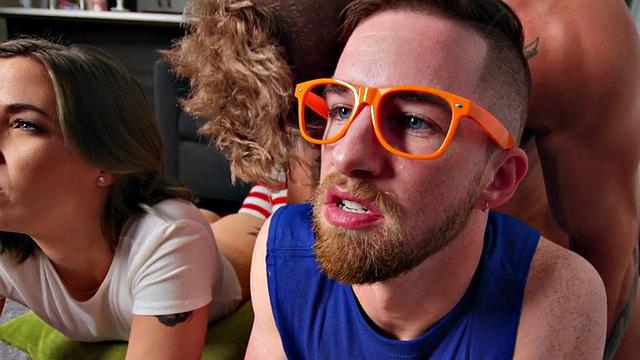 Bisexual doggystyled babe fucked in MMF while sucking