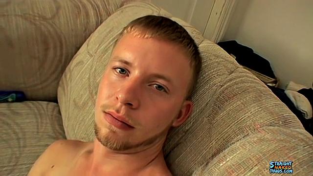 Pizza Delivery Driver Tkes A Quick Cum Break - Spark