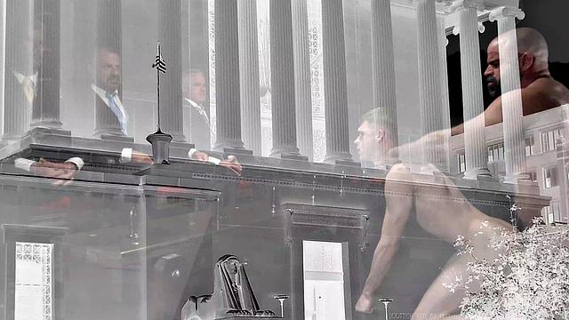 двое мужиков трахаются в жопу и лижут друг другу без резинки