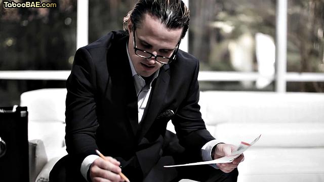 Cockhungry babe shared by lucky guys