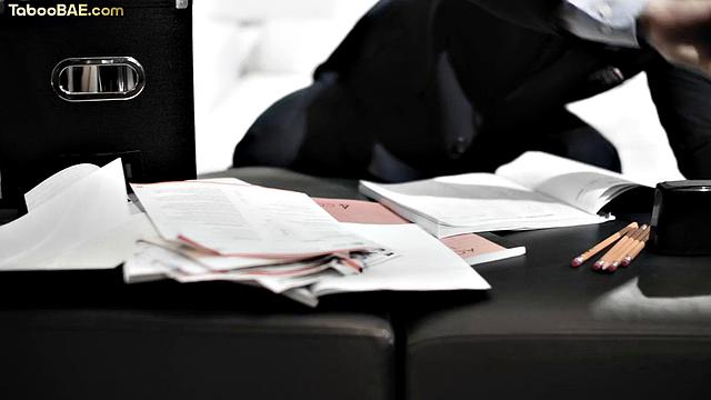 Cockhungry babe shared by lucky guys